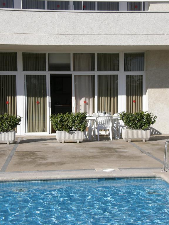 ל'אסטרטיט Apartamentos Miami מראה חיצוני תמונה